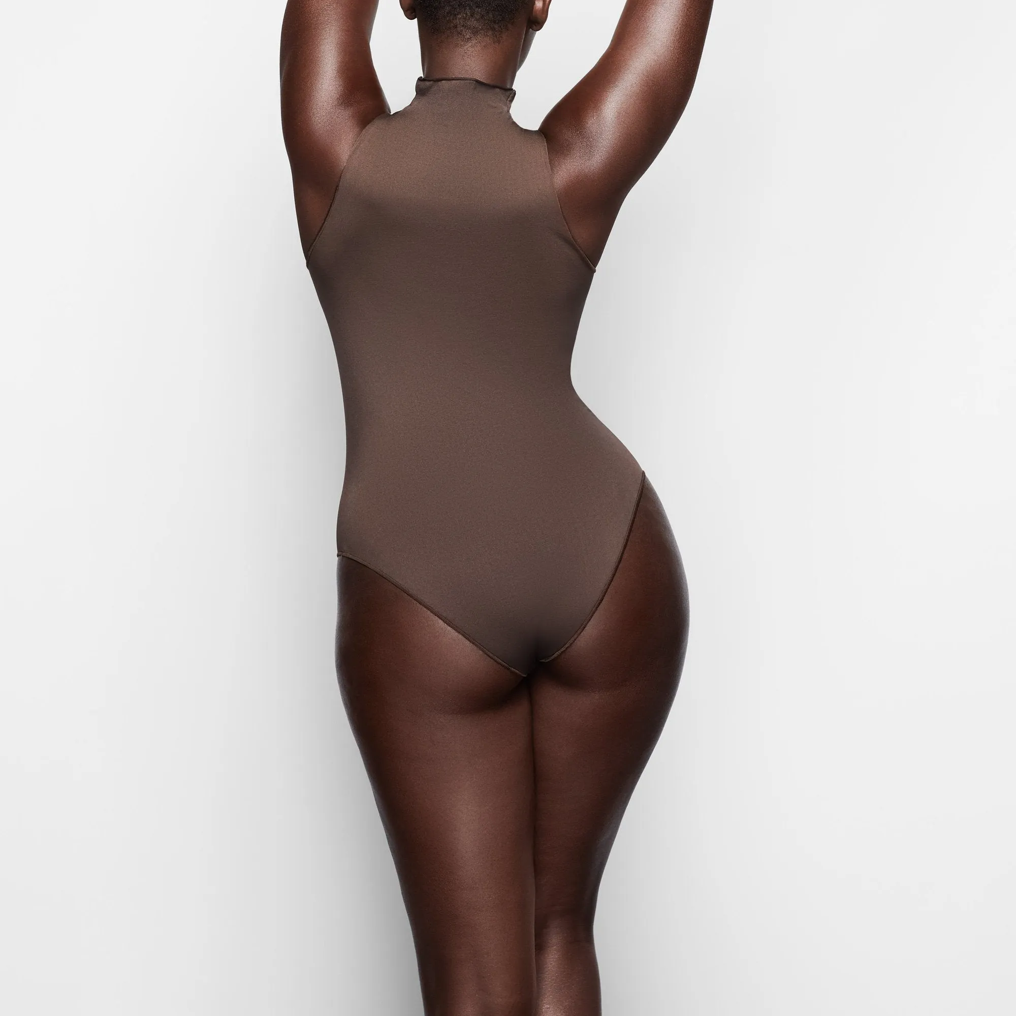 ESSENTIAL MOCK NECK SLEEVELESS BODYSUIT | SMOKEY QUARTZ