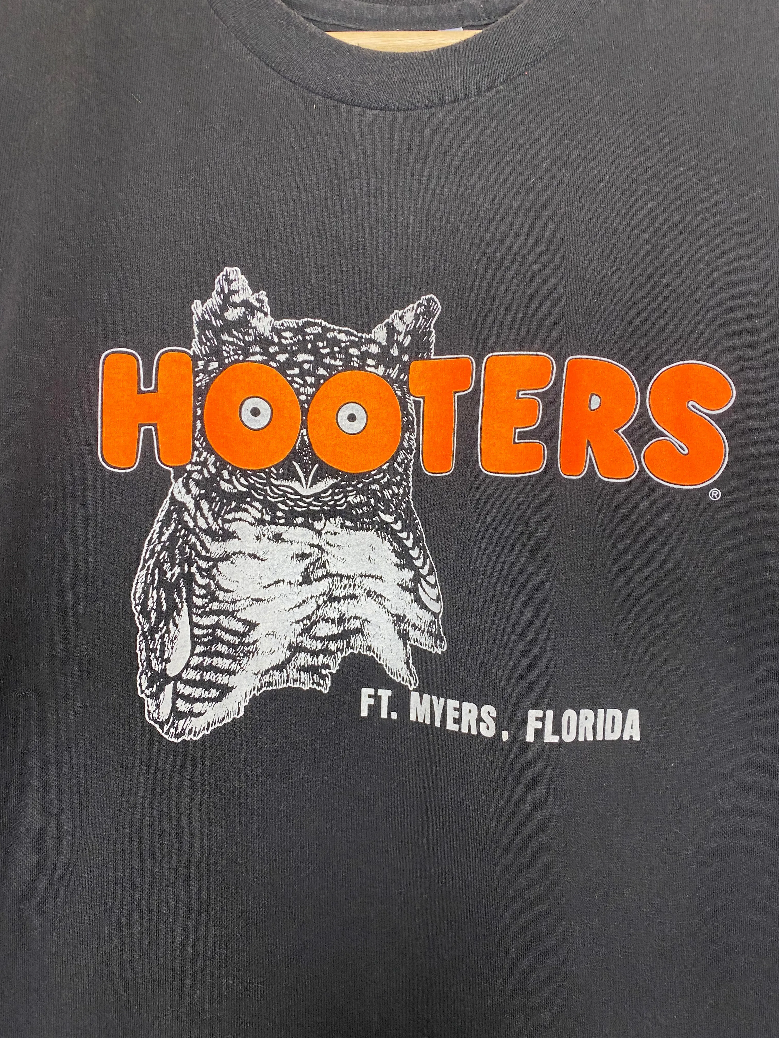 Hooters Ft. Myers Florida Double-Sided T-Shirt: XL