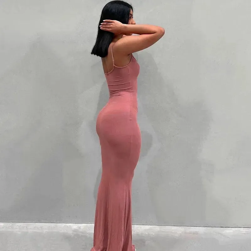 Inspired Sleeveless Backless Maxi Dress: Summer Sensation for Elegant Ladies